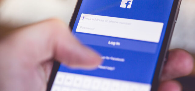Facebook App Login.